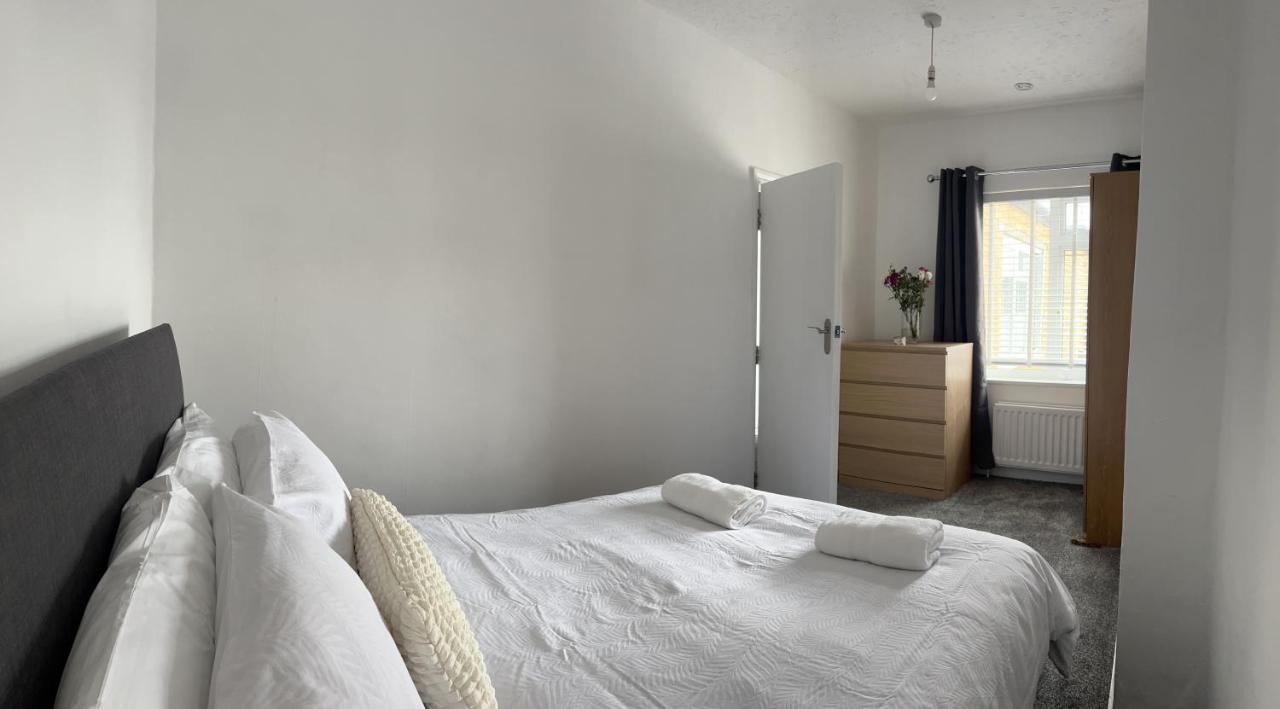 Crown Road Apartment Sittingbourne Extérieur photo