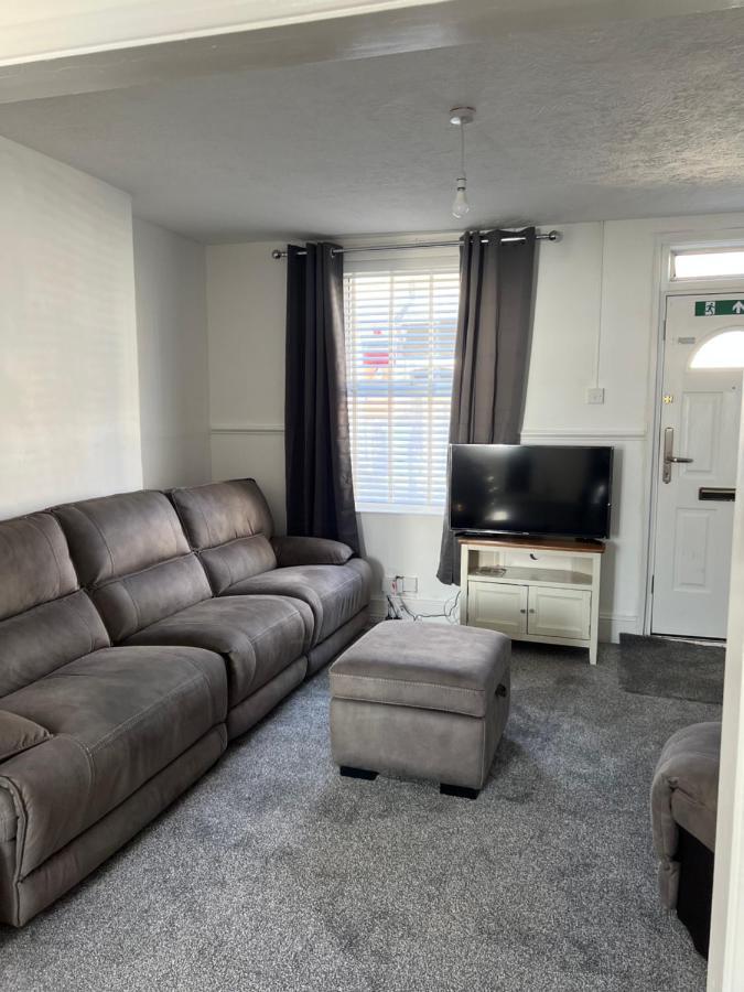 Crown Road Apartment Sittingbourne Extérieur photo